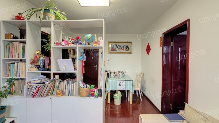 东华苑碧梧园二手房实景图