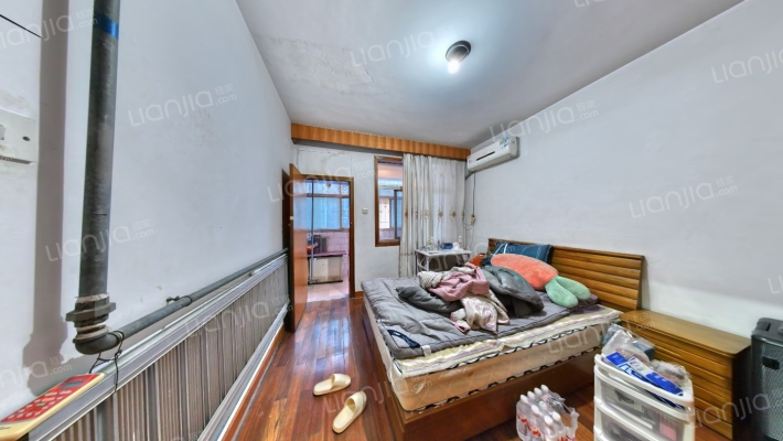 东里路16号院二手房实景图