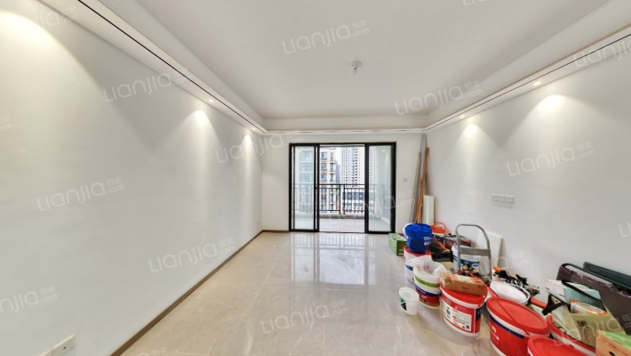 力高君誉滨江二手房实景图