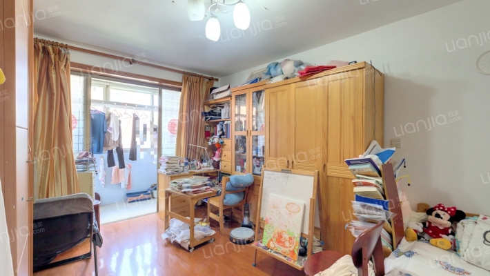 桂平路277弄二手房实景图