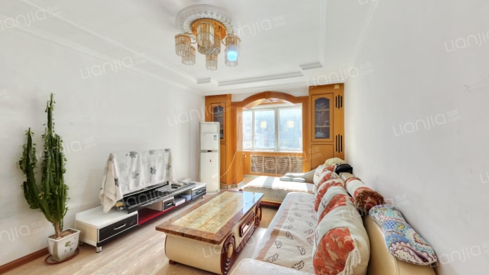 兰花小区二手房实景图