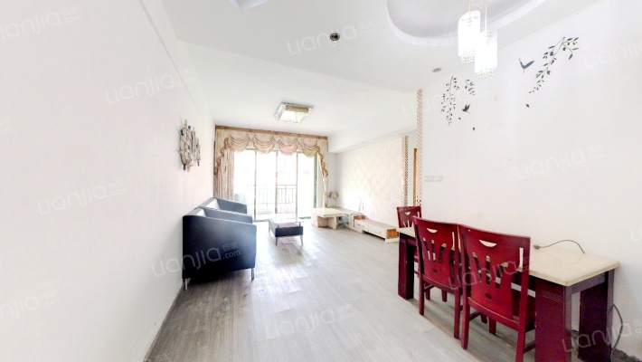 鸿福苑二手房实景图