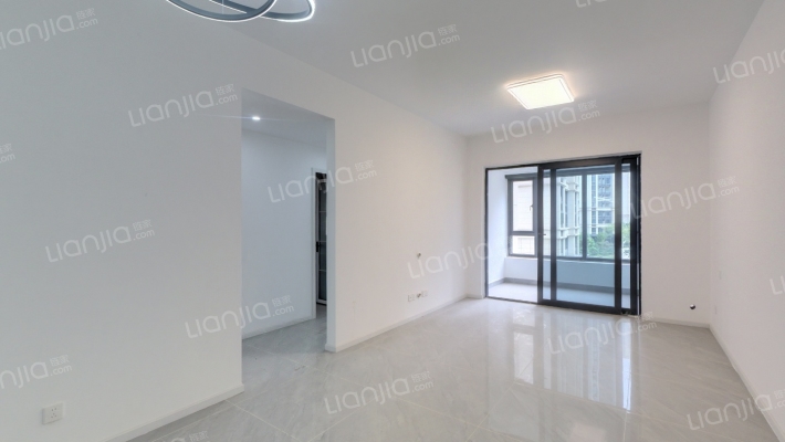 融创江口水镇二手房实景图