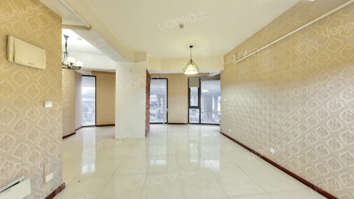 苏荷中心二手房实景图