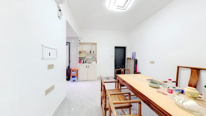 郊二建宿舍二手房实景图