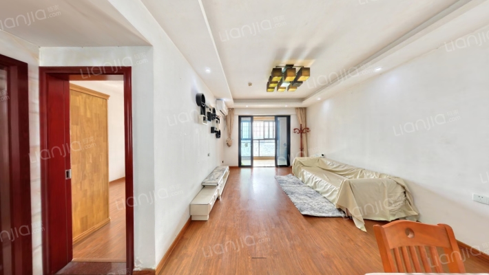 招商海德公园一期二手房实景图