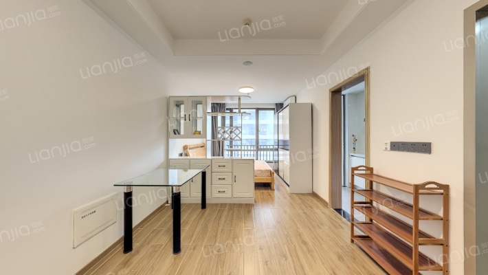 宝德云谷大厦二手房实景图