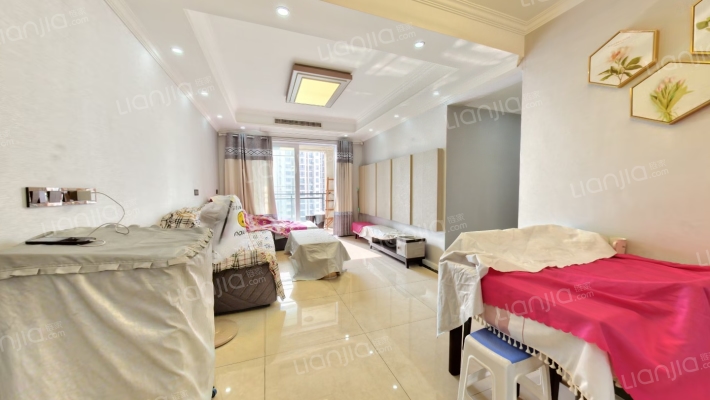 斌鑫江南御府二手房实景图