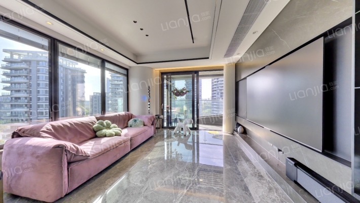 隆溪湖铂翠轩二手房实景图