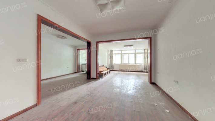 省工行宿舍二手房实景图