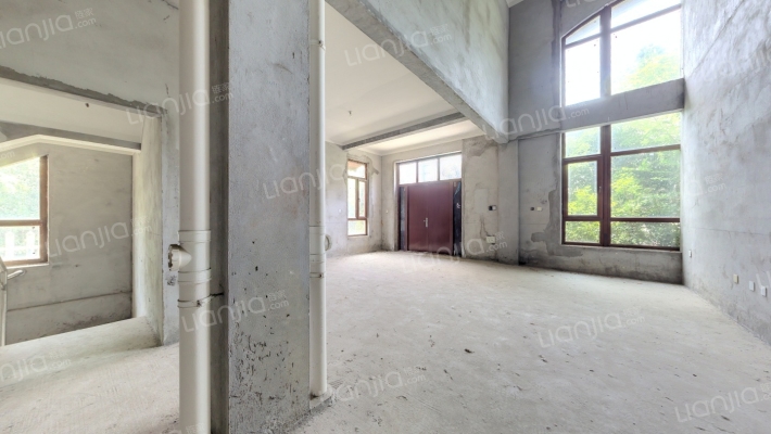 奕淳绿园二手房实景图