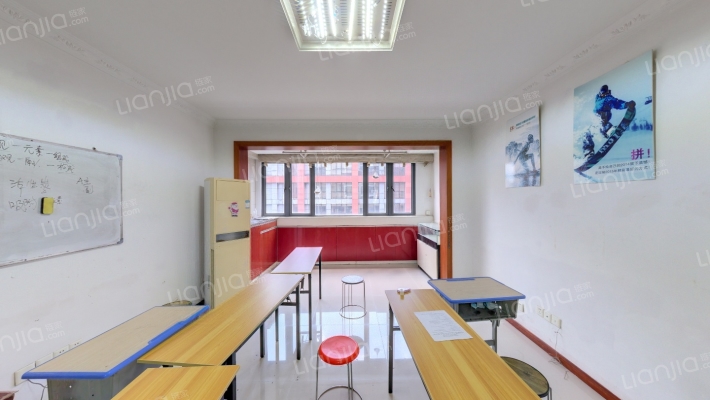 都市豪庭二手房实景图