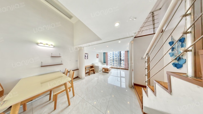 赛银国际广场二手房实景图