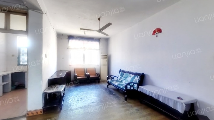 七一路西段新世纪小区二手房实景图