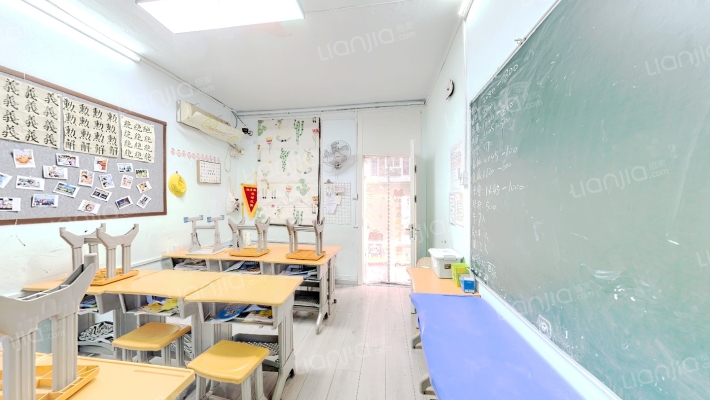 华林横巷农机位宿舍二手房实景图