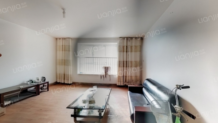 公积金家属院二手房实景图