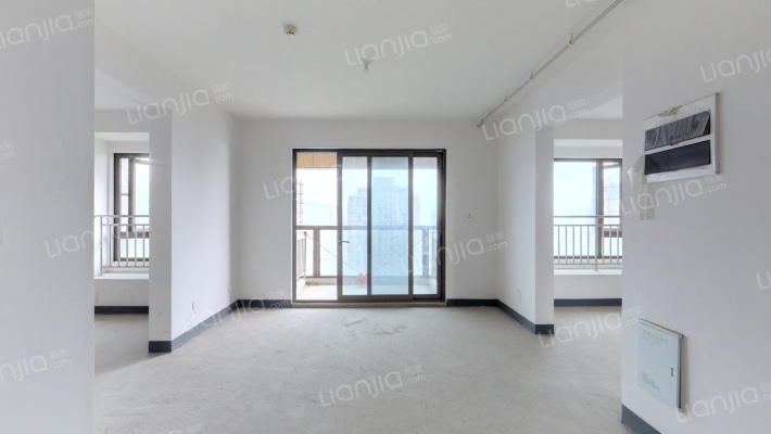 新湖四季果岭二手房实景图