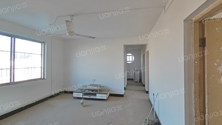 新街安居小区二手房实景图