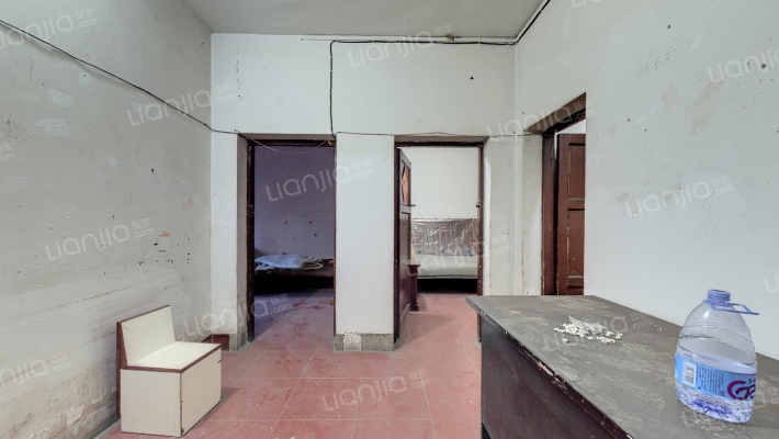 石坪桥横街18号二手房实景图