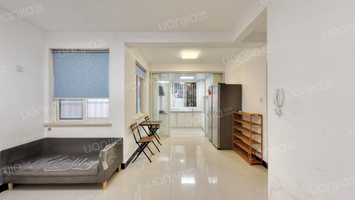 西荡苑梨苑二手房实景图