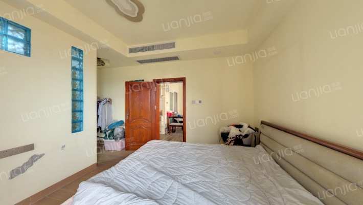 蓝湾逸居二手房实景图