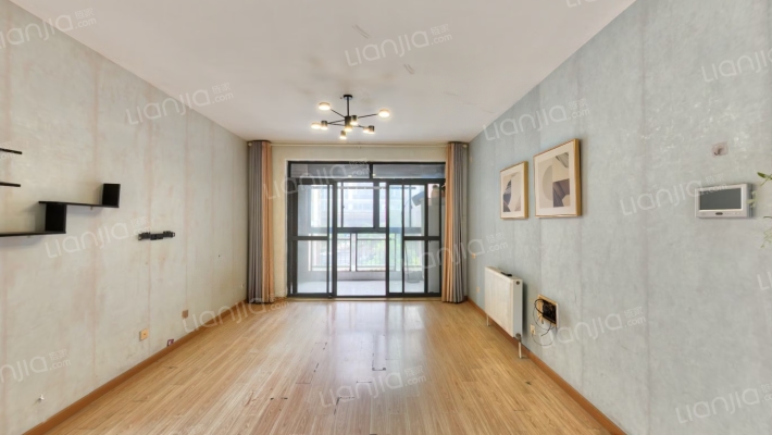 绿地海顿公馆C二手房实景图