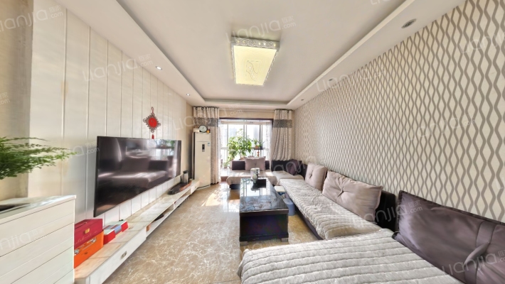 香水城二手房实景图