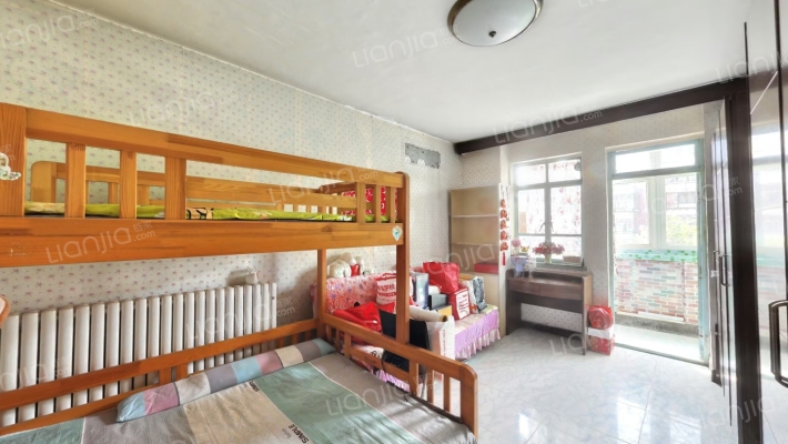 倚虹东里二手房实景图