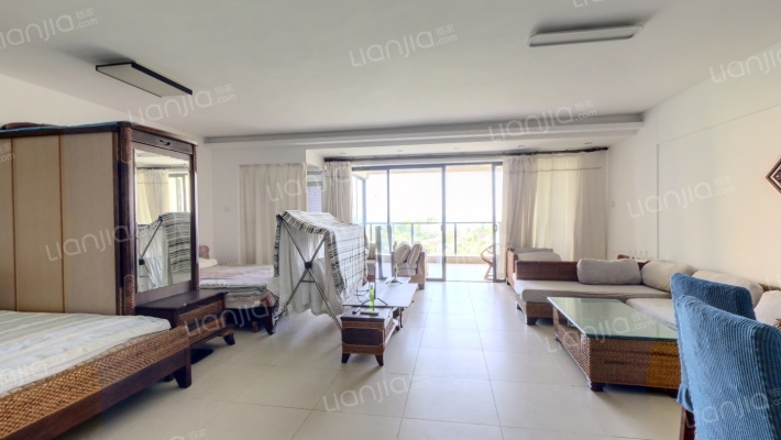 天赐18°蔚蓝二手房实景图