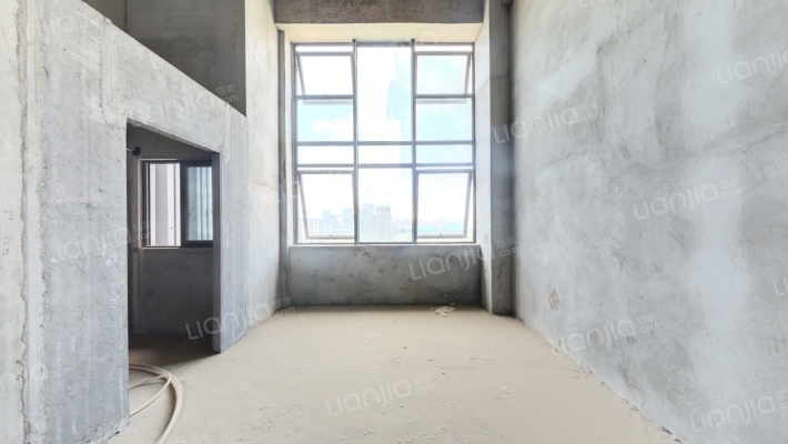 3号LOFT二手房实景图