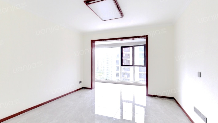 保利紫荆公馆二手房实景图