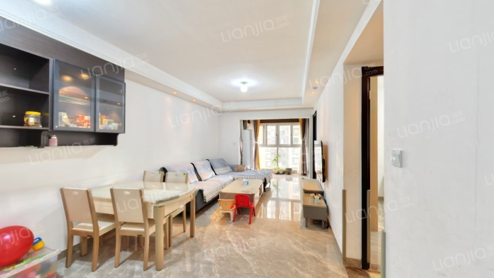 万科理想城三期星河二手房实景图