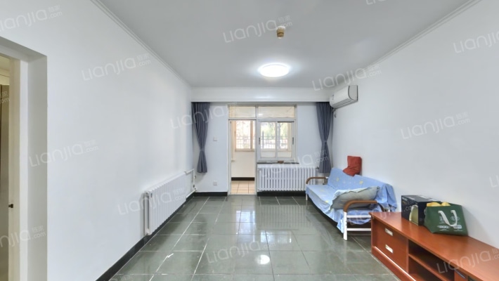 迪阳公寓二手房实景图