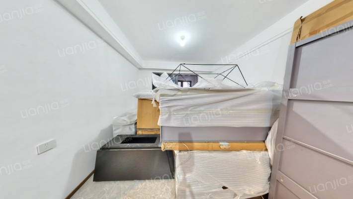 云起星辰二手房实景图