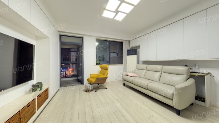 嘉业阳光假日三期二手房实景图