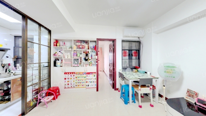 世欧王庄十一区二手房实景图