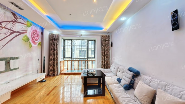 华田亲水湾二手房实景图