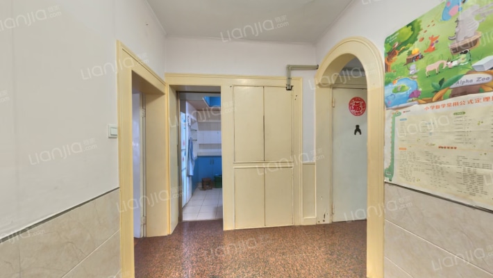 迎凤社区南区二手房实景图