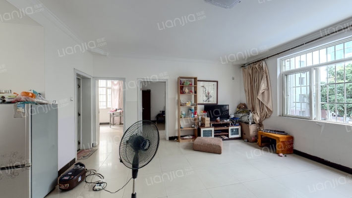 侨建公寓二手房实景图