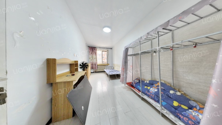 维也纳河畔新城二手房实景图