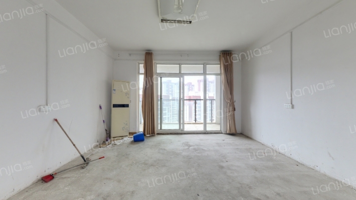 联投龙湾一期二手房实景图