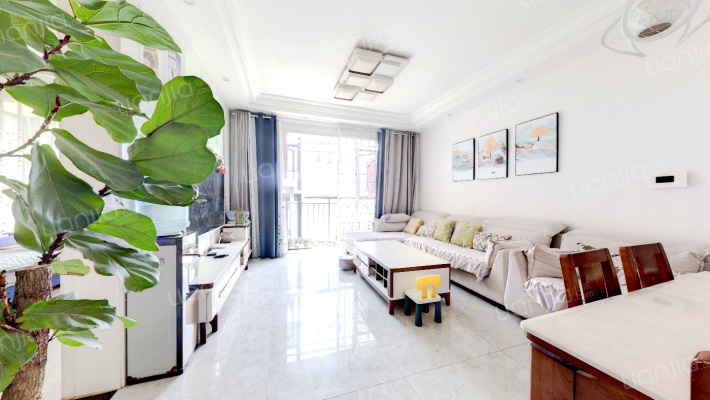 普照兴园二手房实景图