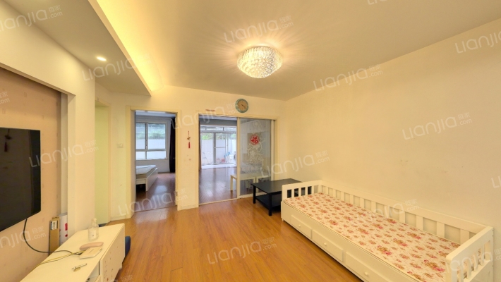 兴艺小区二手房实景图