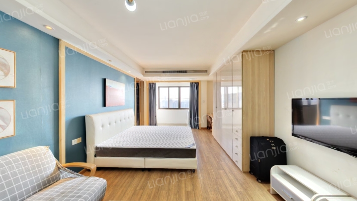 保利香槟二手房实景图