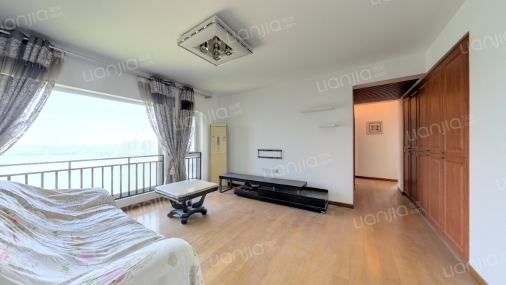 万科高尔夫城市花园二手房实景图