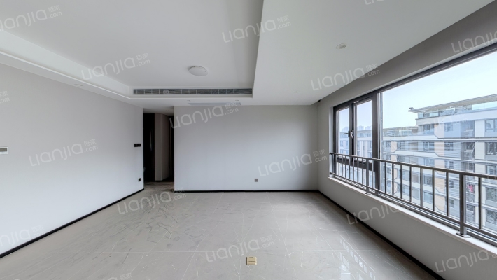 龙湖云瑶玉陛玉山二组团二手房实景图