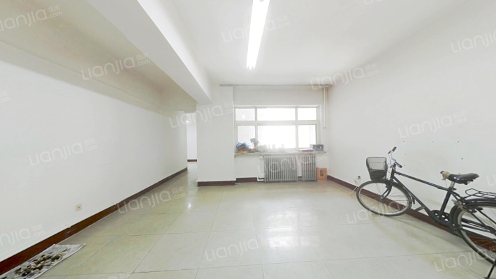 天水路高层铁路职工住宅楼二手房实景图