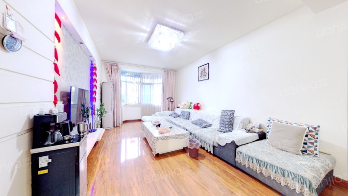 来凤路75二手房实景图