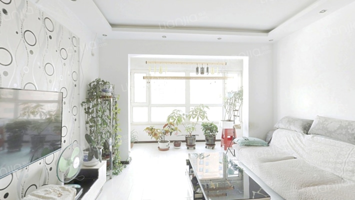 尚东辉煌城二手房实景图