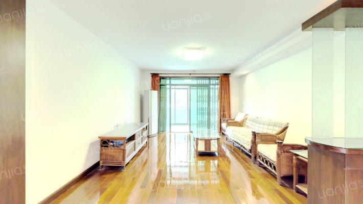 在水一方二手房实景图